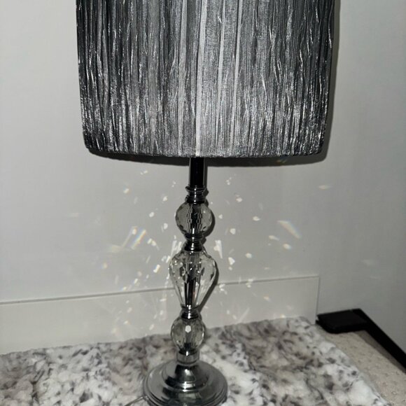 Lamp diamond base crystal large Elegant Silver Table Lamp with Textured Shade - Picture 6 of 8